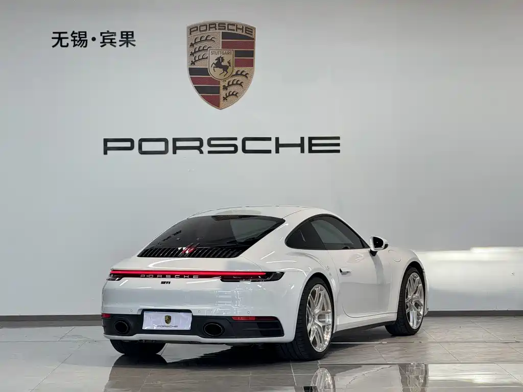 Porsche 911 2021 — фото 4