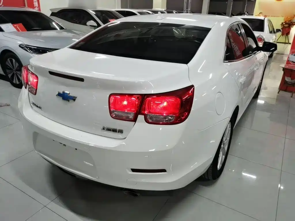 Chevrolet Malibu 2015 — фото 7