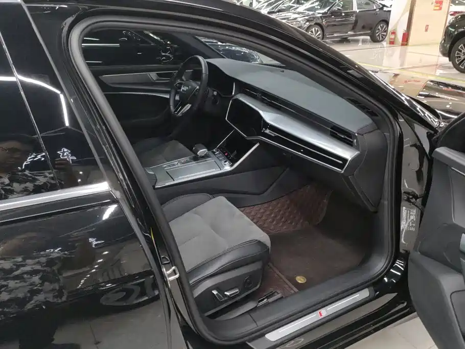 Audi A6L 2024