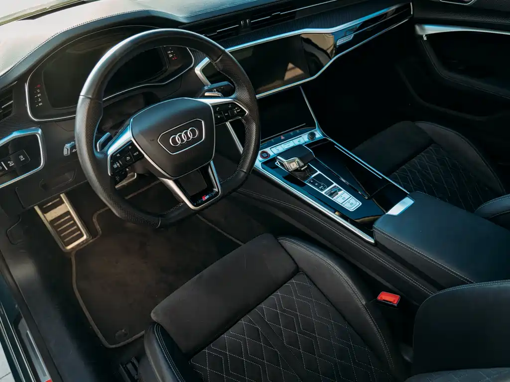 Audi S7 2021 — фото 16