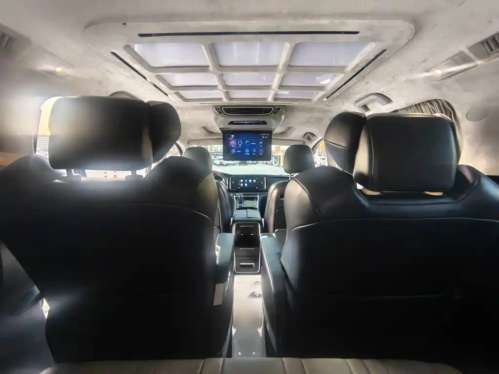 GAC Motor Trumpchi M8 2023 — фото 11