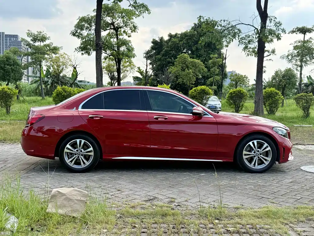 Mercedes-Benz C-Class 2020 — фото 17