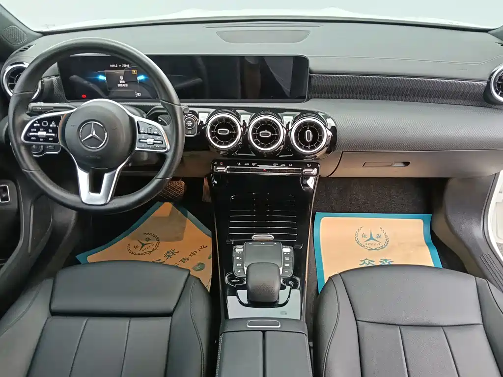 Mercedes-Benz A-Class 2023 — фото 8