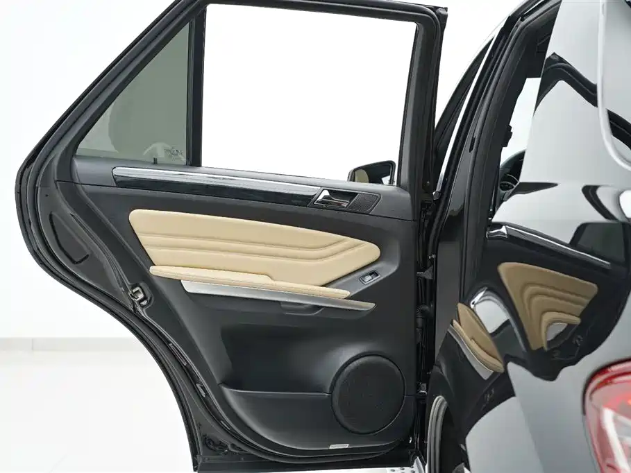 Mercedes-Benz M-Class 2012 — фото 26