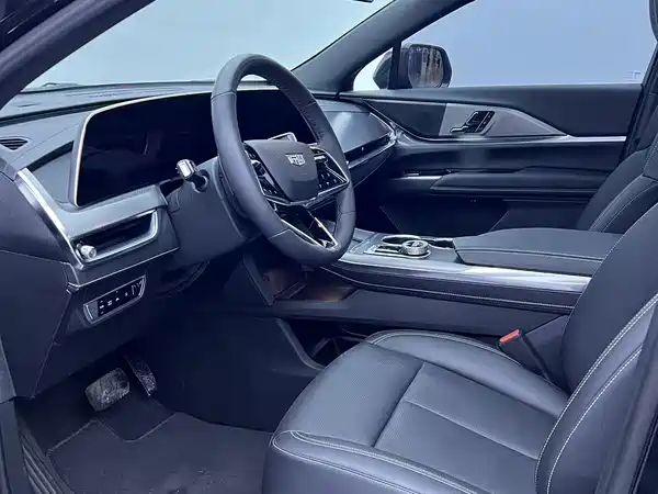 Cadillac XT5 2025