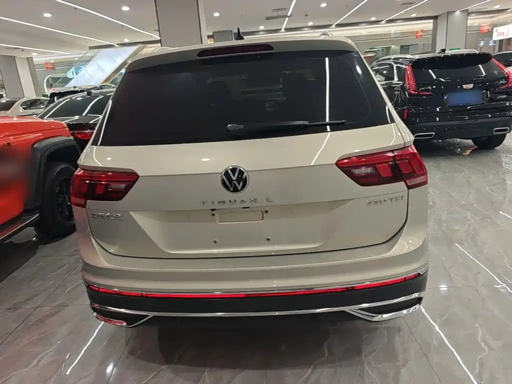 Volkswagen Tiguan L 2021 — фото 6