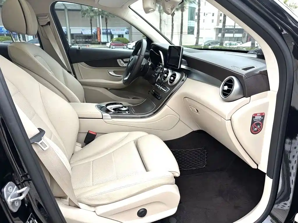 Mercedes-Benz GLC 2017