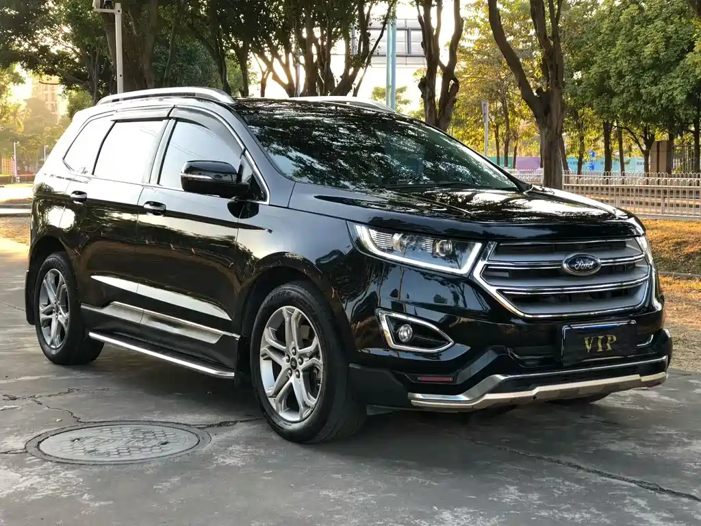 Ford Edge 2019 — фото 1