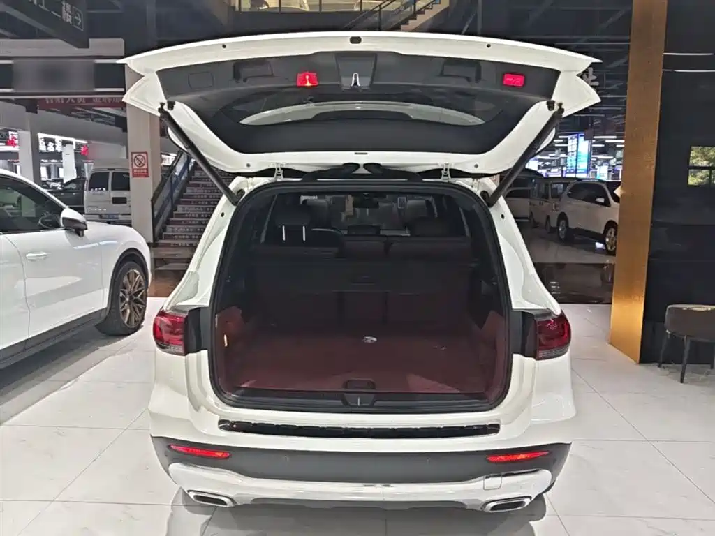 Mercedes-Benz GLB 2020 — фото 19