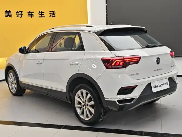 Volkswagen T-Roc 2023