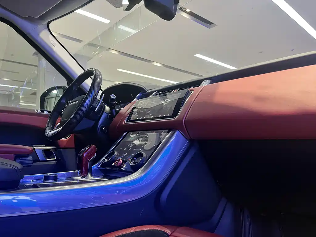 Land Rover Sport 2021 — фото 10