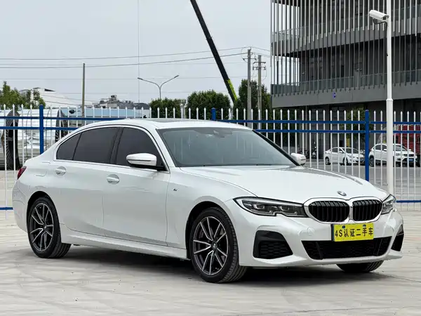 BMW 3 Series 2022