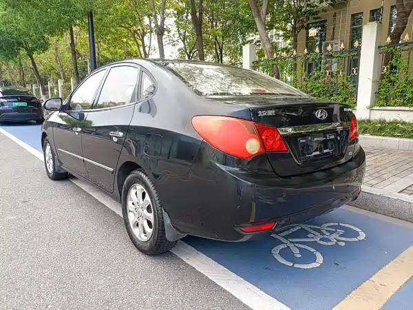 Hyundai Yuedong 2010