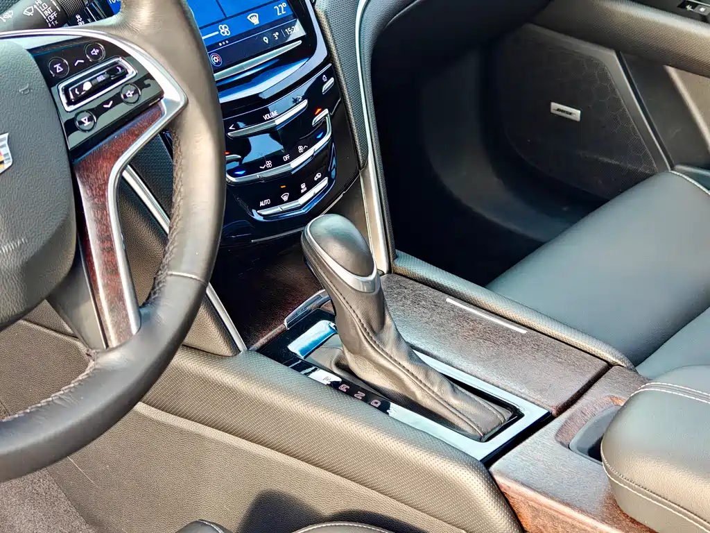 Cadillac XTS 2019 — фото 19