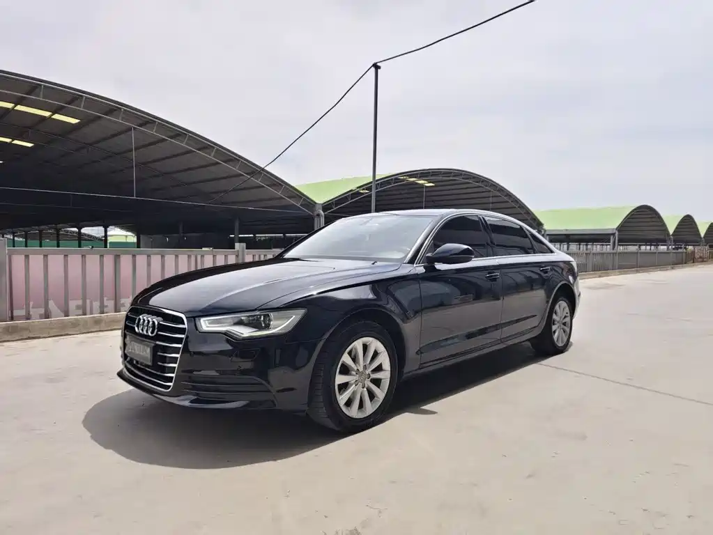 Audi A6L 2014 — фото 1