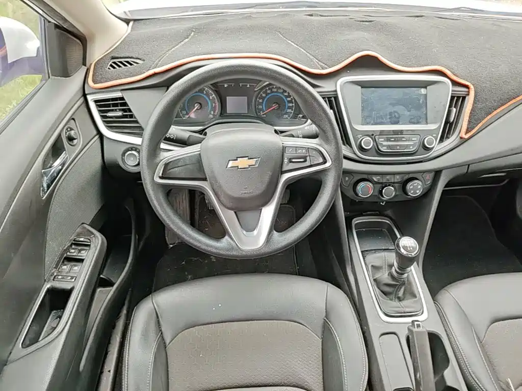 Chevrolet Cavalier 2018 — фото 17