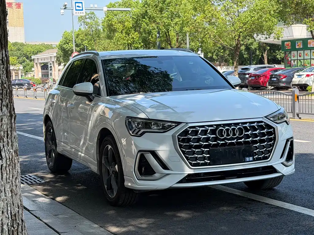 Audi Q3 2024