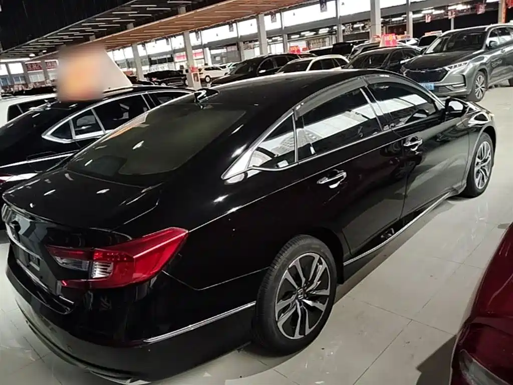 Honda Accord 2020 — фото 7