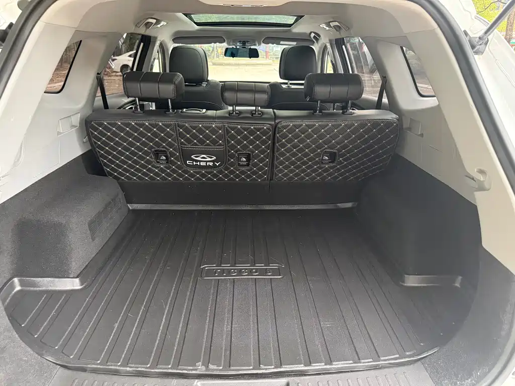 Chery Tiggo 8 2023 — фото 13
