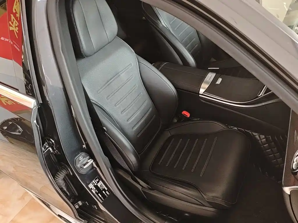 Mercedes-Benz C-Class 2022 — фото 25