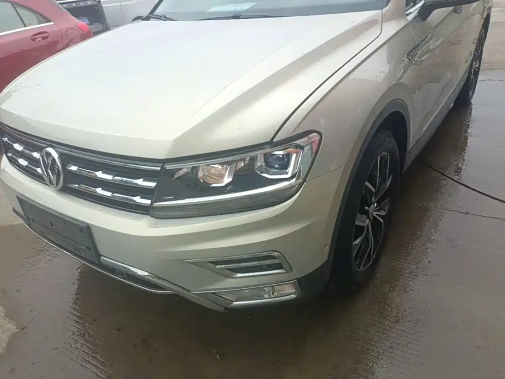 Volkswagen Tiguan L 2020 — фото 24