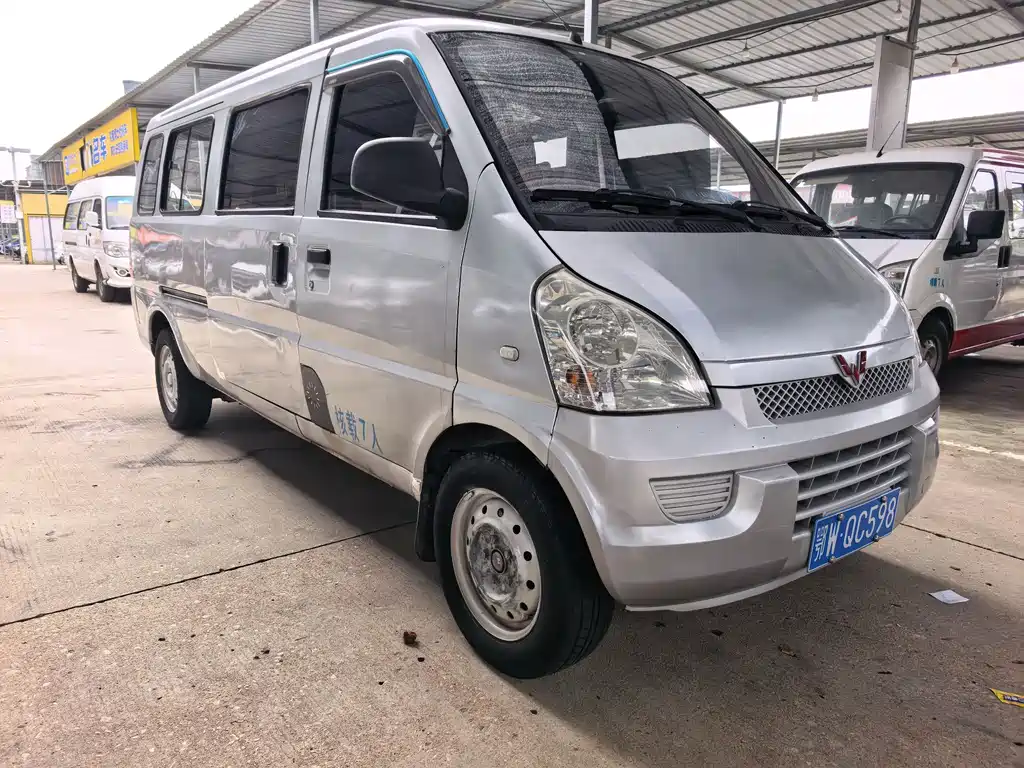 Wuling Rongguang 2016 — фото 3