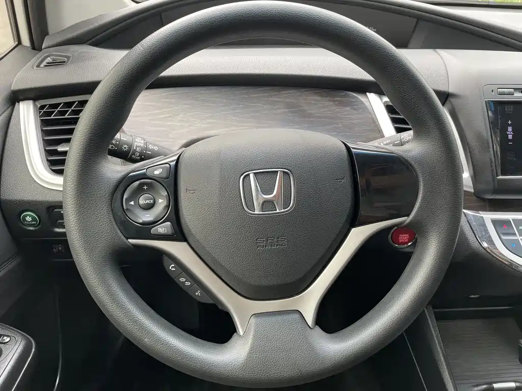 Honda Jade 2014 — фото 9