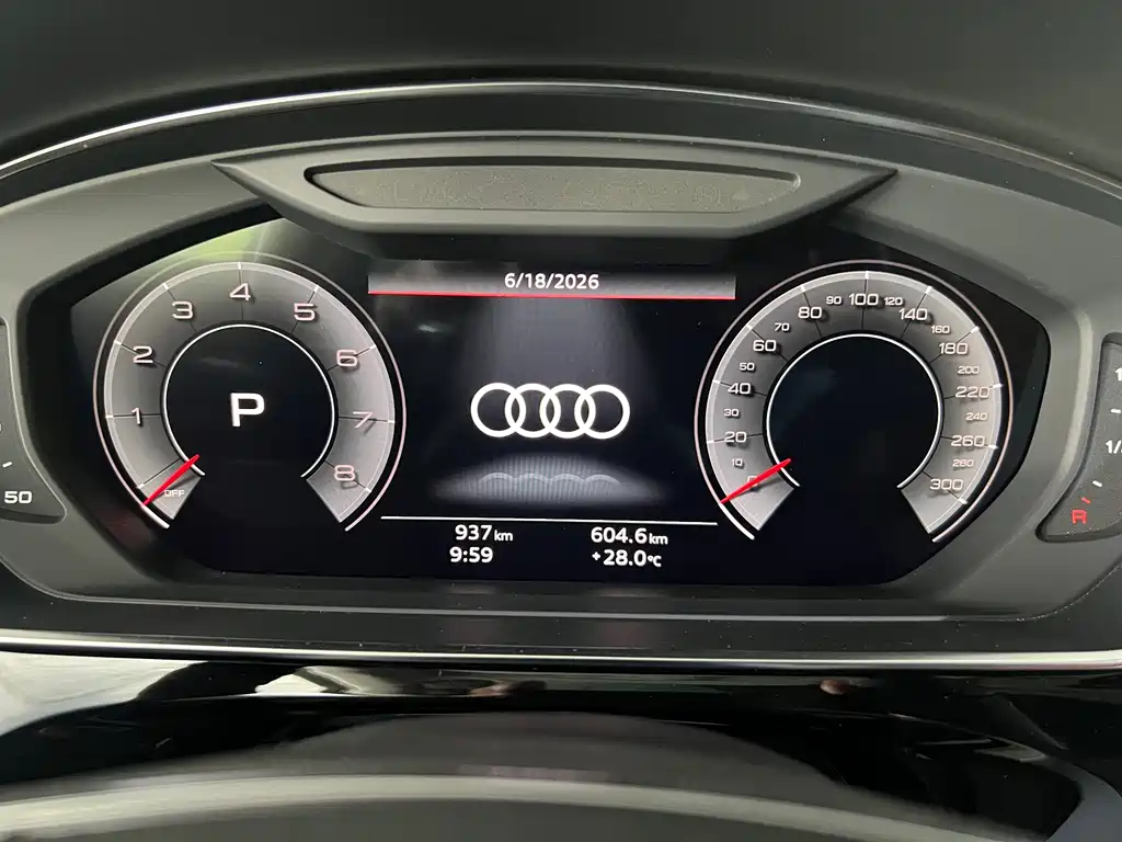 Audi A8 2025 — фото 6