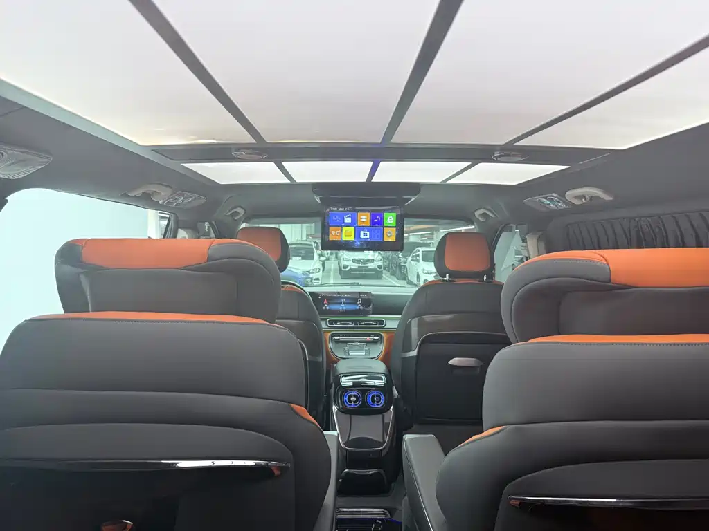 Mercedes-Benz Vito 2021 — фото 16