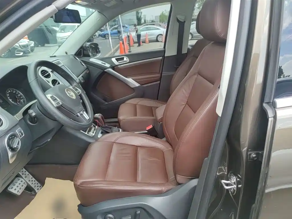 Volkswagen Tiguan 2015 — фото 15