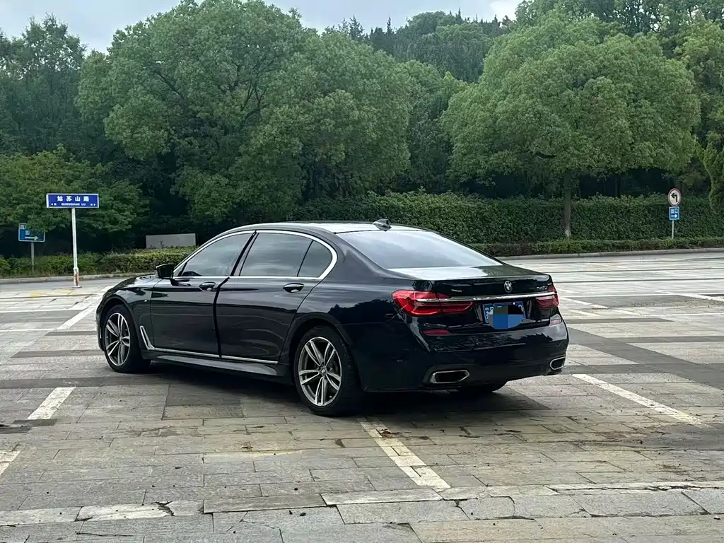 BMW 7 Series 2018 — фото 4
