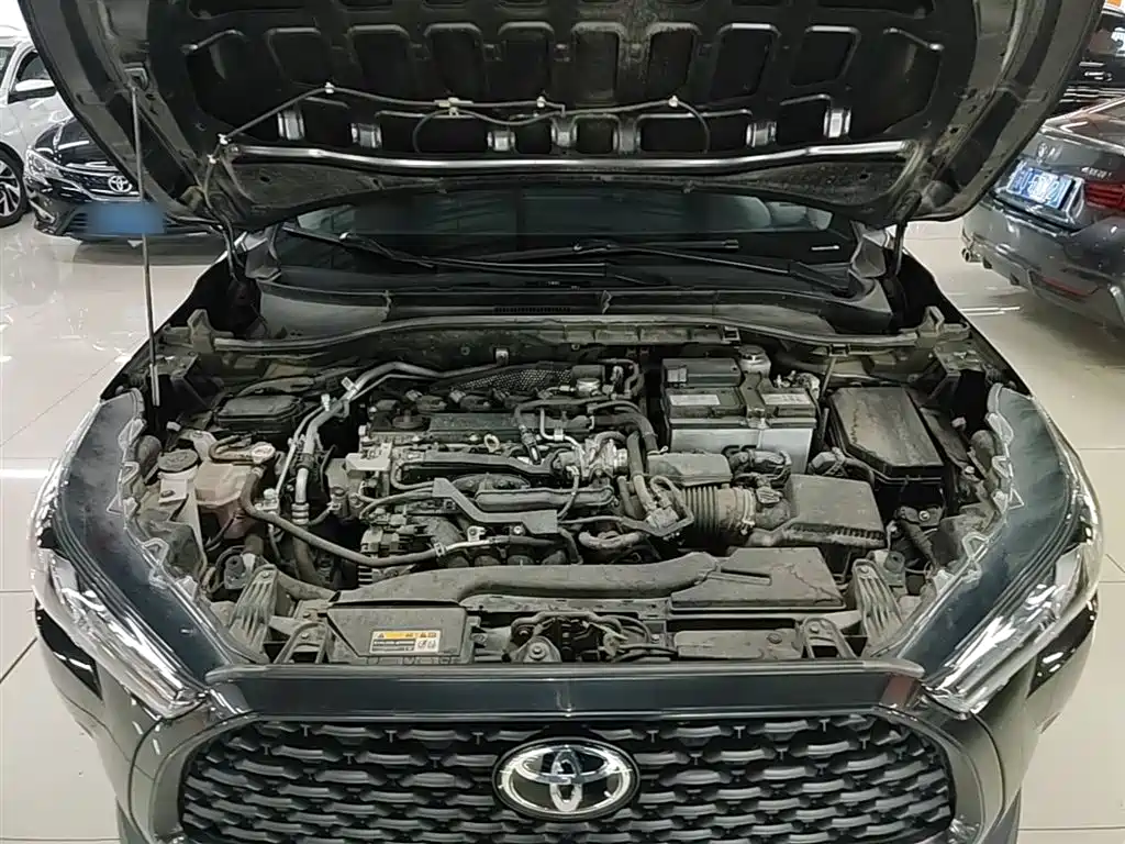 Toyota Corolla Cross 2023 — фото 20