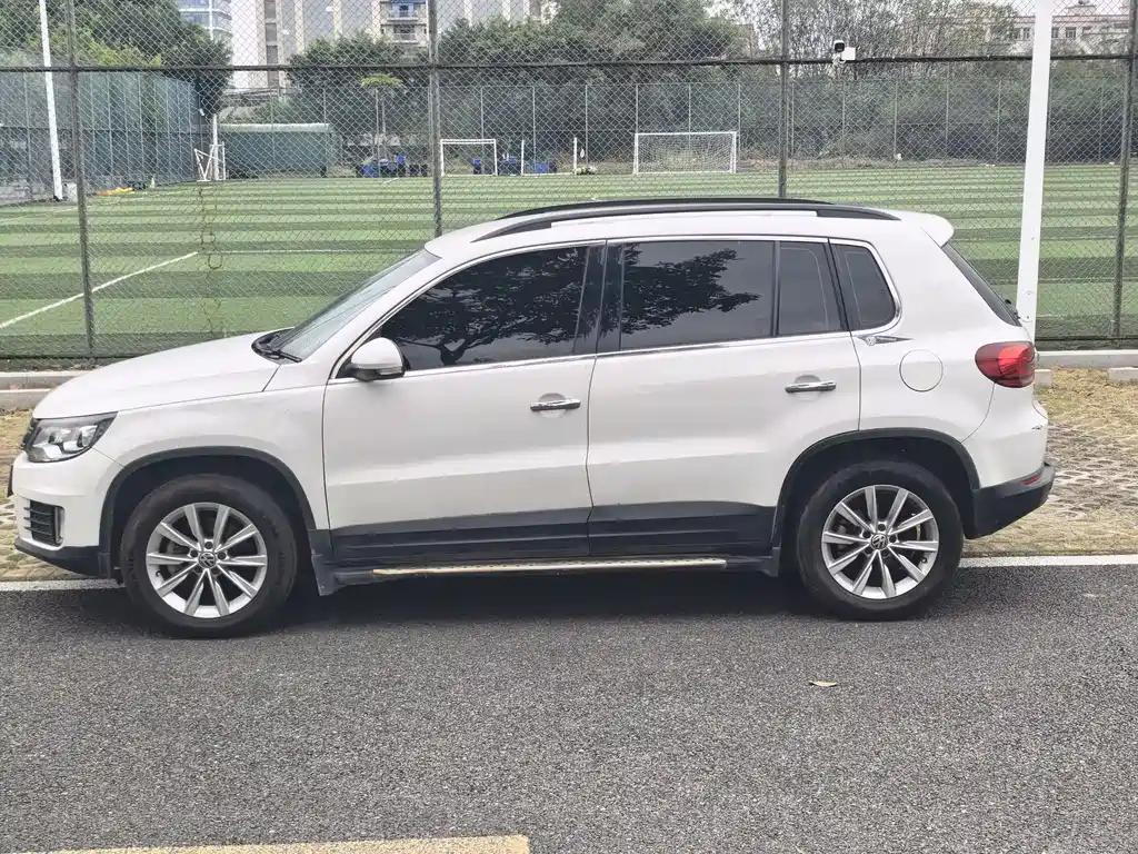 Volkswagen Tiguan 2016 — фото 2