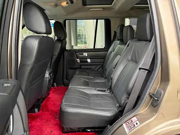Land Rover Discovery 2014