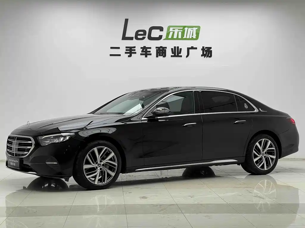 Mercedes-Benz E-Class 2024