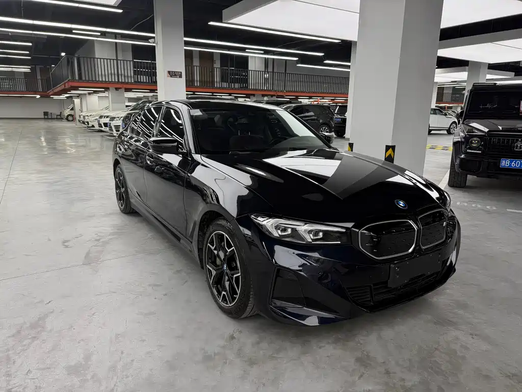 BMW i3 2023