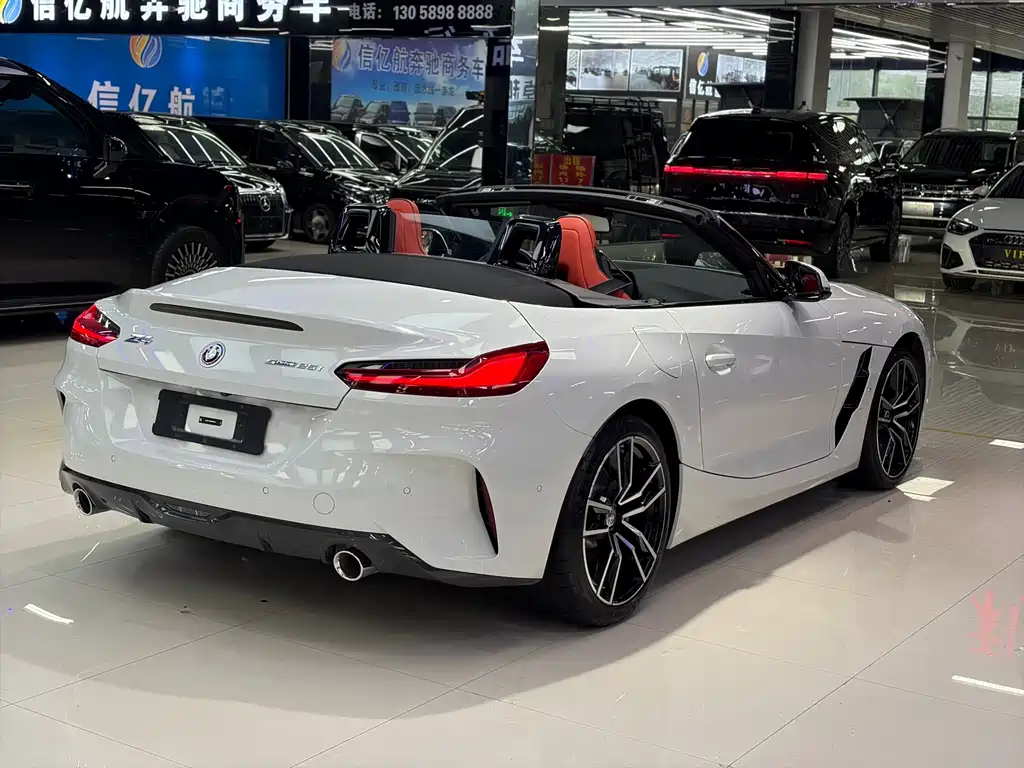 BMW Z4 2024 — фото 11