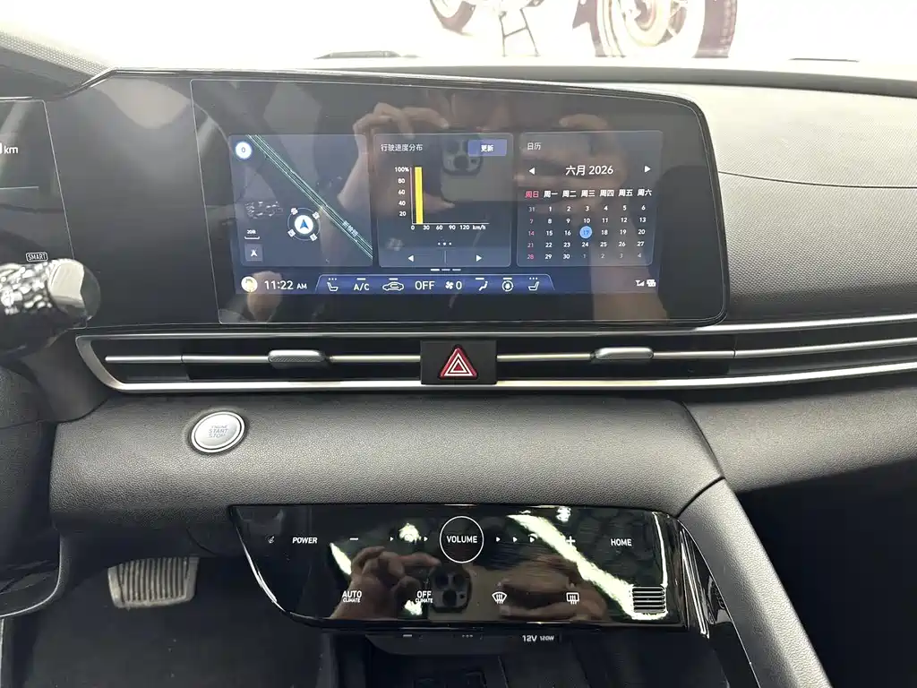 Hyundai Elantra 2022 — фото 10