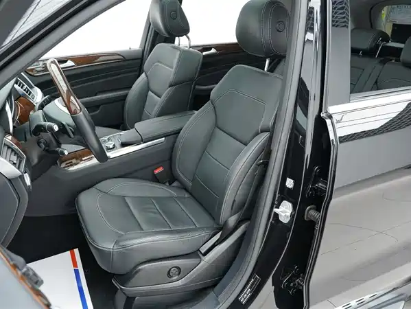 Mercedes-Benz M-Class 2015