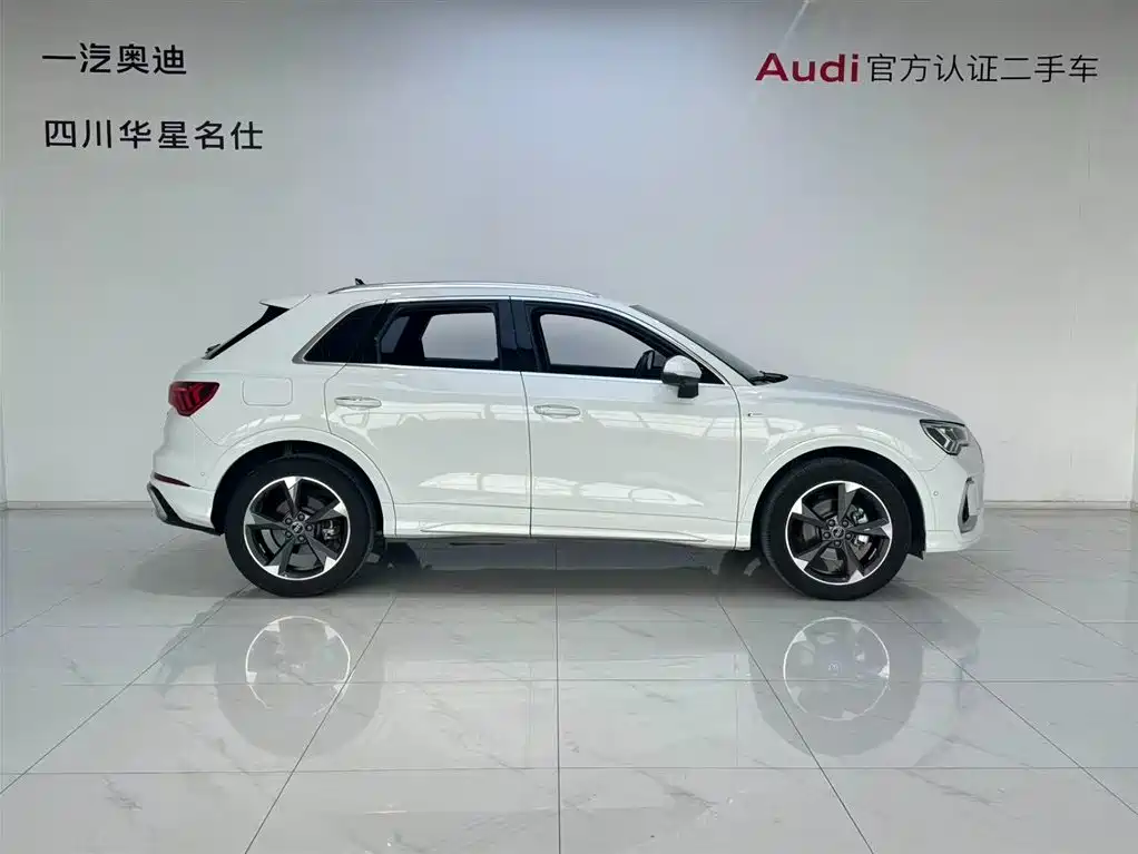 Audi Q3 2024 — фото 3