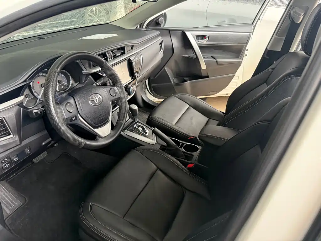 Toyota Corolla 2016 — фото 23