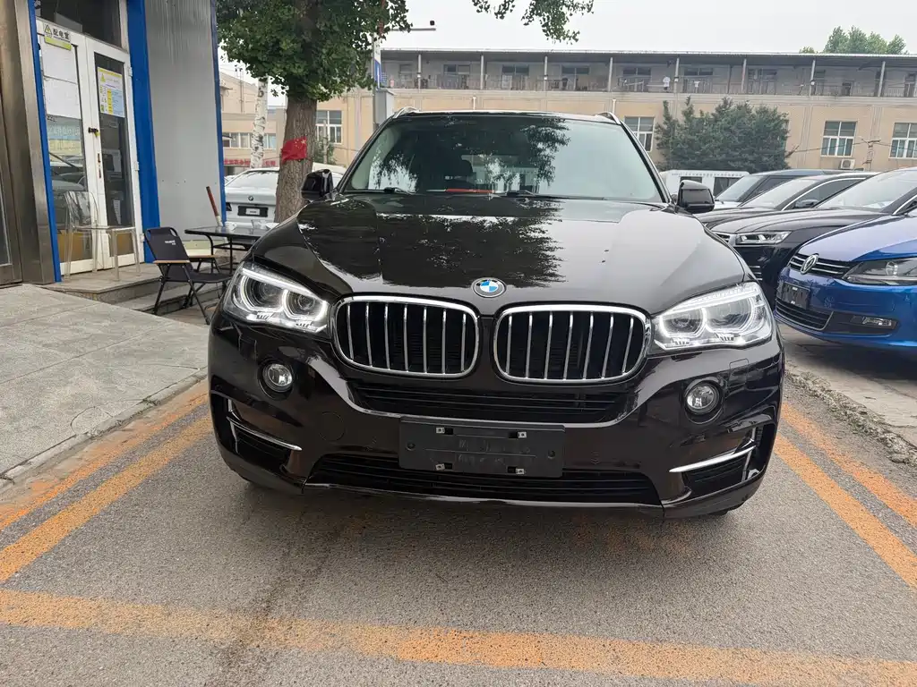 BMW X5 2018 — фото 2