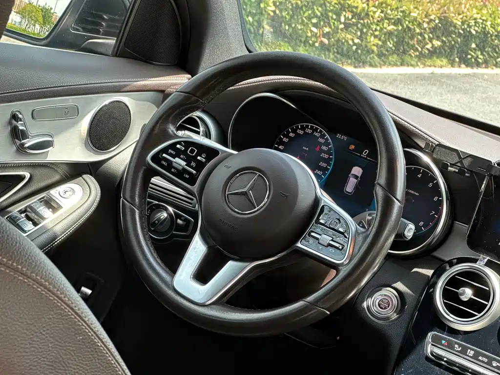 Mercedes-Benz GLC 2020 — фото 13