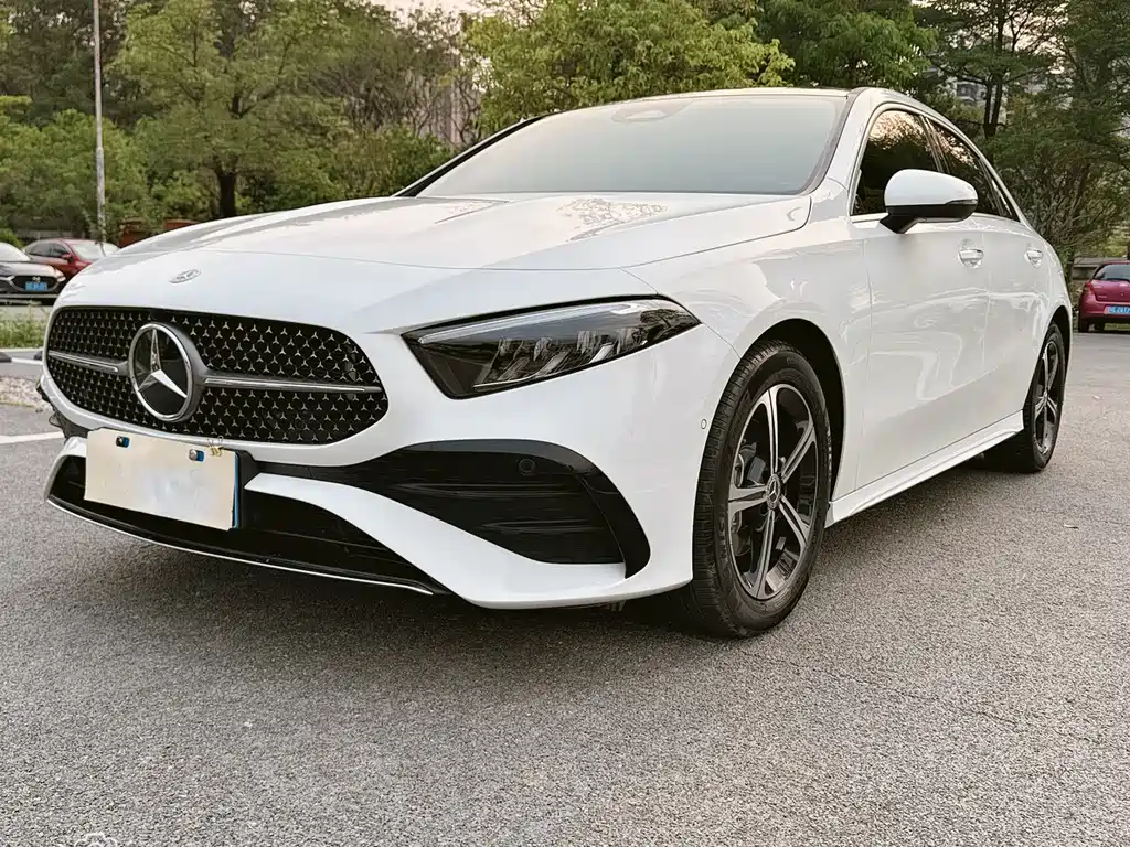 Mercedes-Benz A-Class 2025 — фото 1
