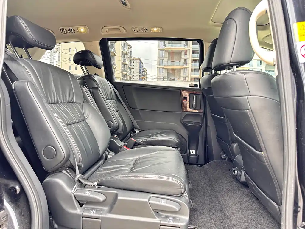 Honda Odyssey 2015 — фото 19