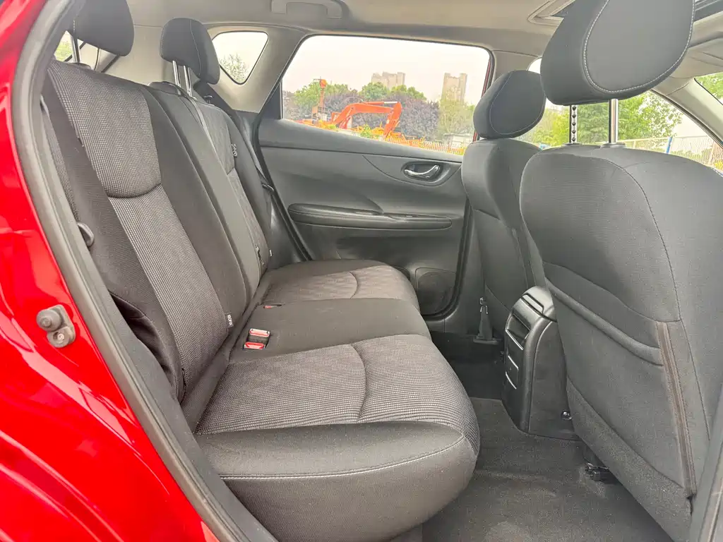 Nissan Tiida 2019 — фото 14