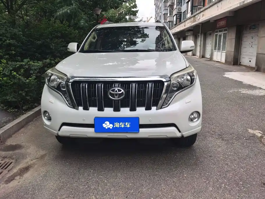 Toyota Prado 2016