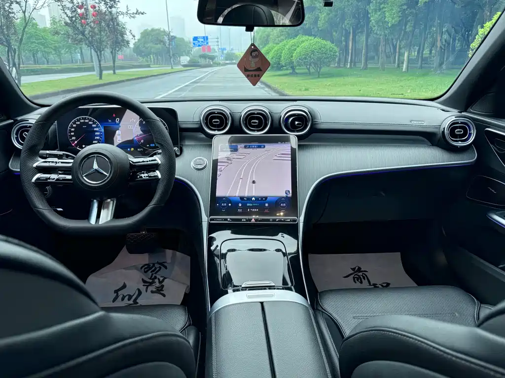 Mercedes-Benz C-Class 2022