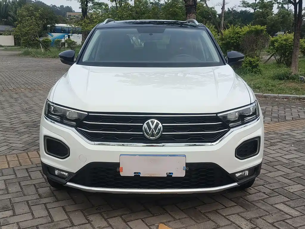 Volkswagen T-Roc 2019 — фото 2