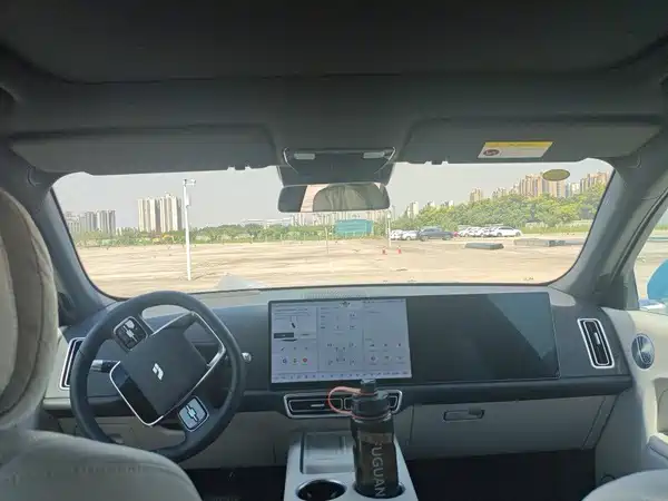 Li Auto L7 2025